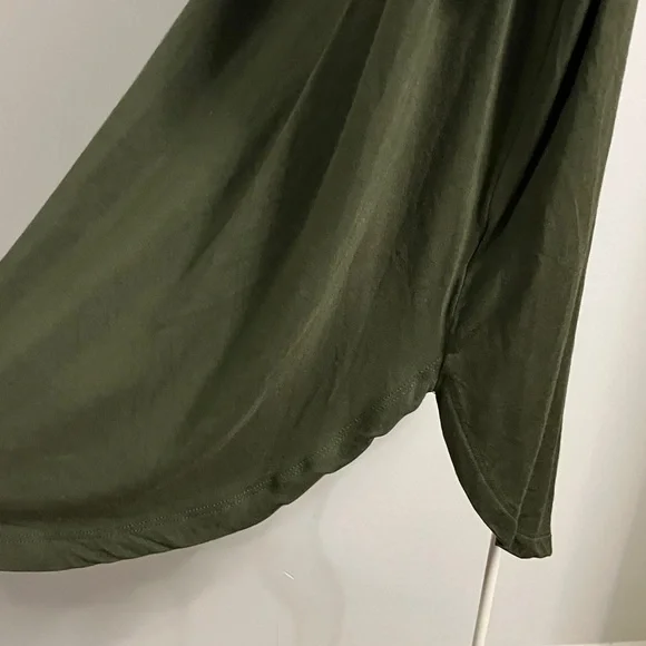 Torrid Favorite V-neck Tunic Tee Sz 2 Avocado Green - Picture 6 of 6